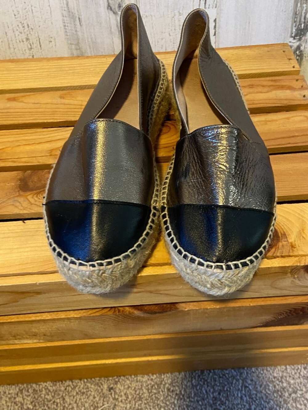 Pure Navy Women's Size 9 Slip On Metallic Leather Espadrille Flats